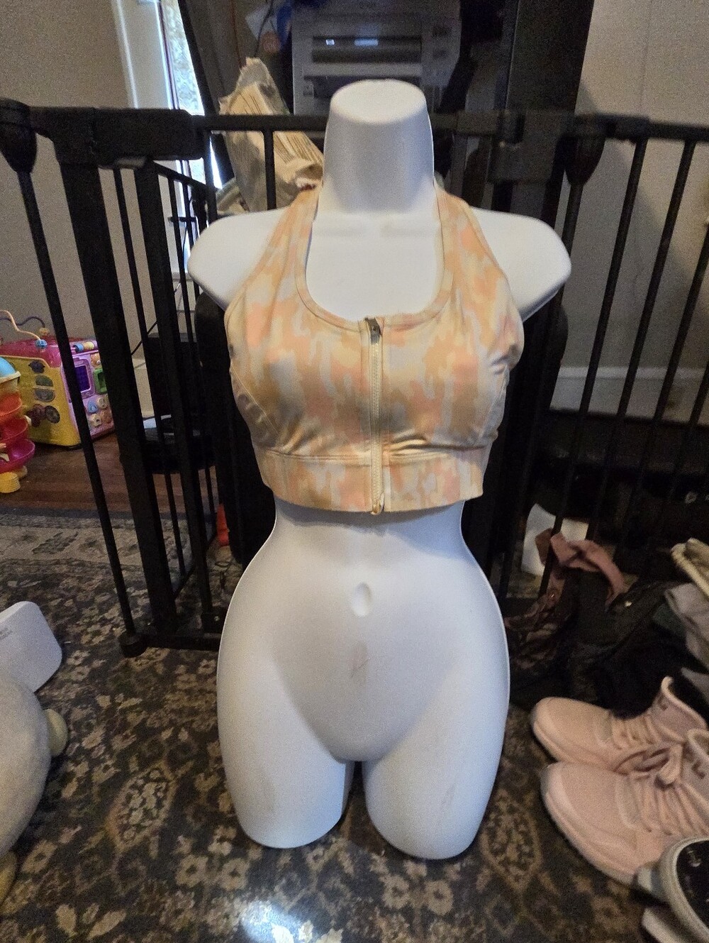 Women's Fabletics front close sports bra small yellow